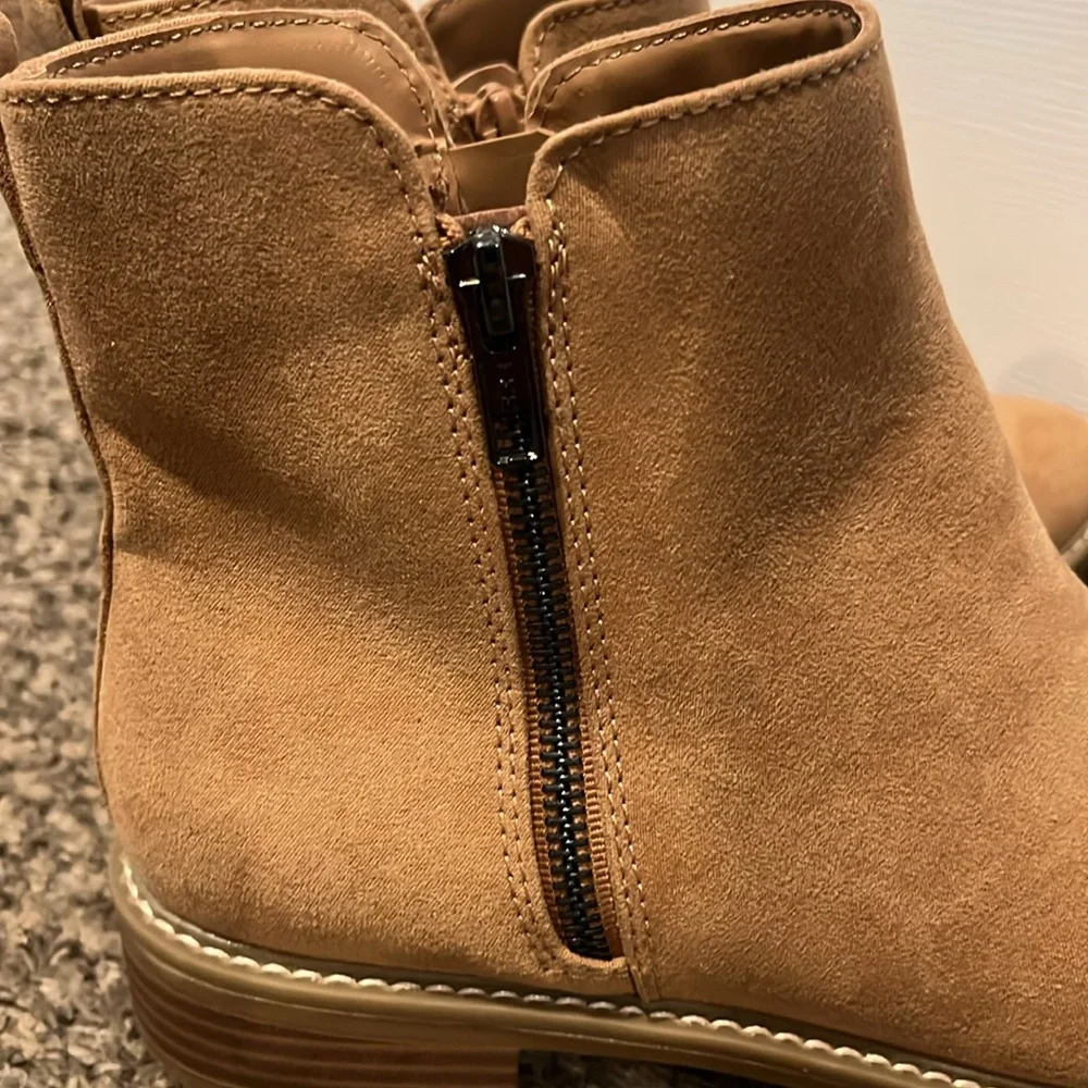 Universal Threads Booties - Picture 3 of 5